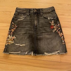 Abercrombie & Fitch Dark Gray Denim Embroidered Mini Skirt 26